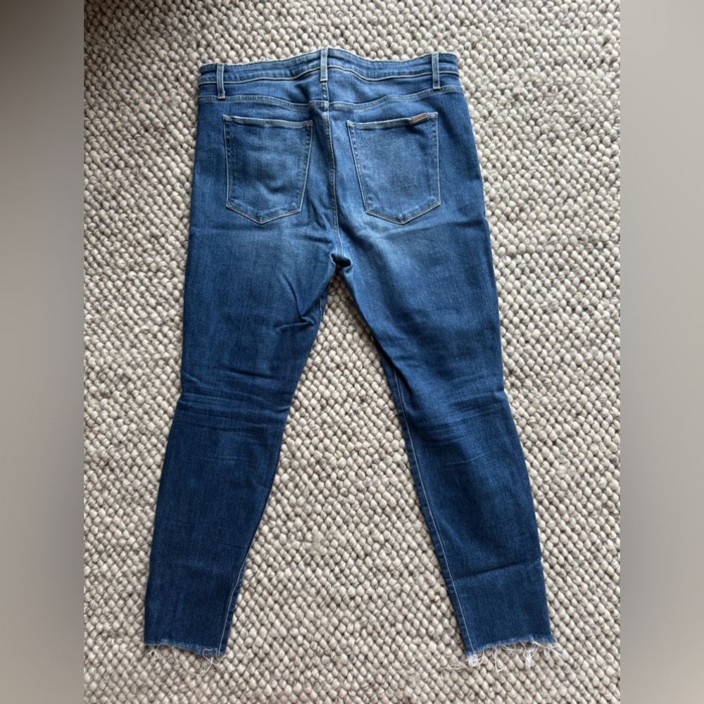 Joe’s Jeans “The Charlie” High rise straight leg jeans